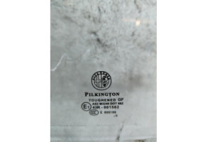 Vitre avant gauche ALFA ROMEO MITO Photo n°5