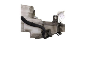 Vase de lave glace VOLKSWAGEN TOURAN 1 Photo n°3 Vase de lave glace VOLKSWAGEN TOURAN 1 Photo n°3