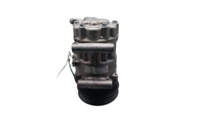 Compresseur clim RENAULT KANGOO 2 Photo n°1 Compresseur clim RENAULT KANGOO 2 Photo n°1