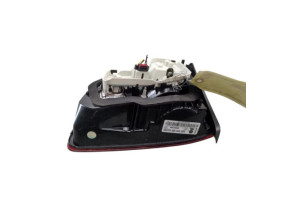 Feu arriere secondaire droit (feux) VOLKSWAGEN GOLF 7 Photo n°4