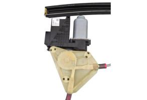 Leve vitre electrique avant droit VOLKSWAGEN POLO 4 Photo n°3