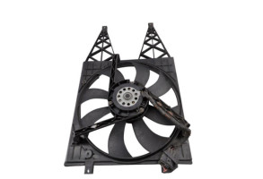 Moto ventilateur radiateur VOLKSWAGEN POLO 4 Photo n°2