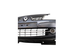 Pare choc avant RENAULT SCENIC 2 Photo n°3 Pare choc avant RENAULT SCENIC 2 Photo n°3