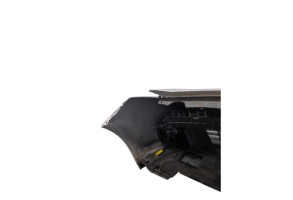 Pare choc avant RENAULT CLIO 3 Photo n°4 Pare choc avant RENAULT CLIO 3 Photo n°4