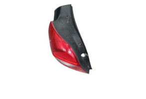 Feu arriere principal gauche (feux) RENAULT CLIO 3 Photo n°2 Feu arriere principal gauche (feux) RENAULT CLIO 3 Photo n°2