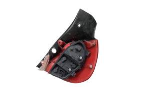 Feu arriere principal gauche (feux) RENAULT CLIO 3 Photo n°5 Feu arriere principal gauche (feux) RENAULT CLIO 3 Photo n°5