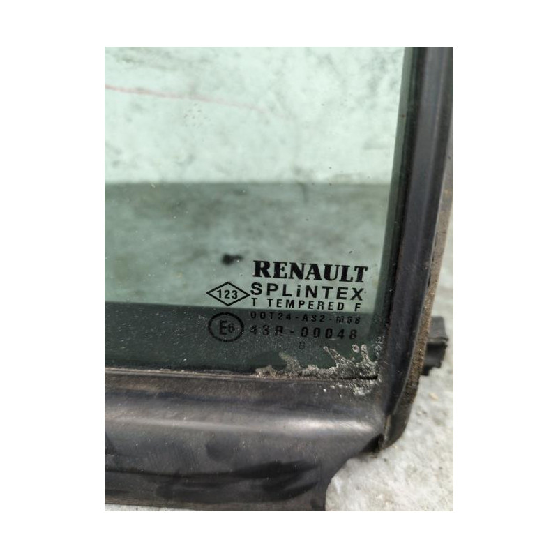 Custode arriere droit (porte) RENAULT CLIO 2 Photo n°1