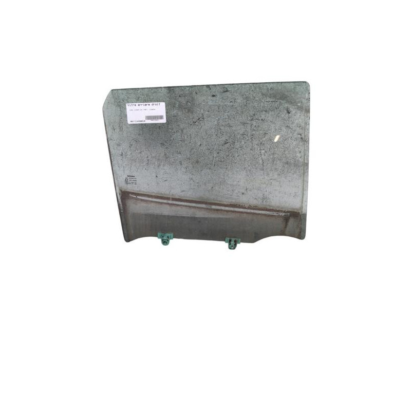 Vitre arriere droit NISSAN JUKE 1 Photo n°1