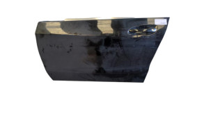 Porte avant gauche MERCEDES CLASSE A 176 Photo n°1