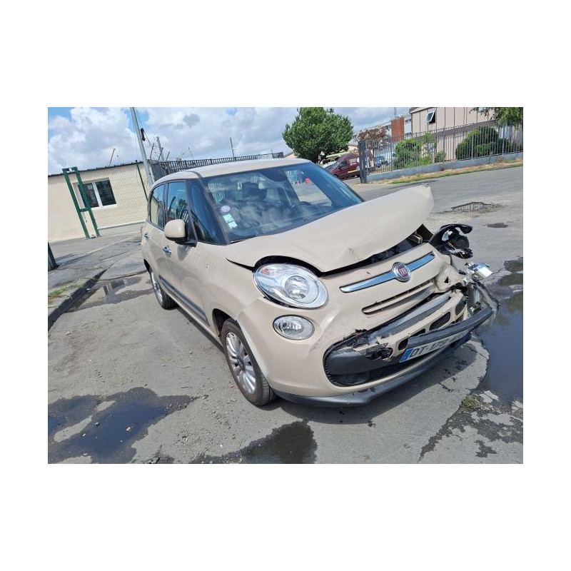 Vitre arriere gauche FIAT 500L Photo n°1