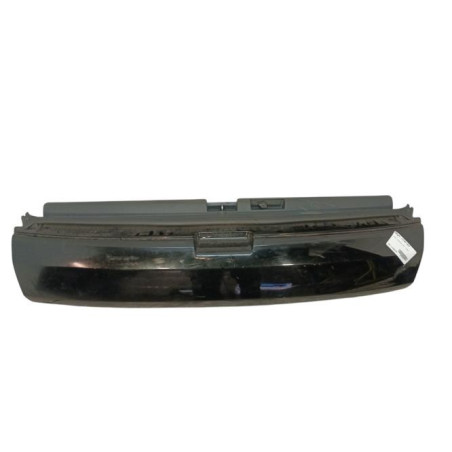 Hayon inferieur PEUGEOT 3008 1