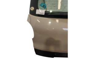 Malle/Hayon arriere FIAT 500L Photo n°8