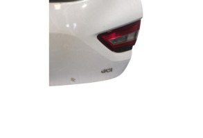 Malle/Hayon arriere RENAULT CLIO 4 Photo n°10