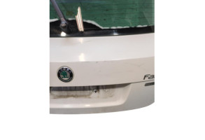 Malle/Hayon arriere SKODA FABIA 2 Photo n°5