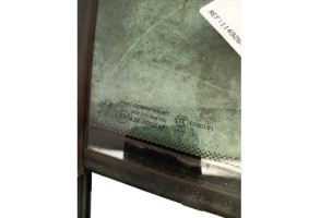 Custode avant droit (porte) PEUGEOT 3008 1 Photo n°2