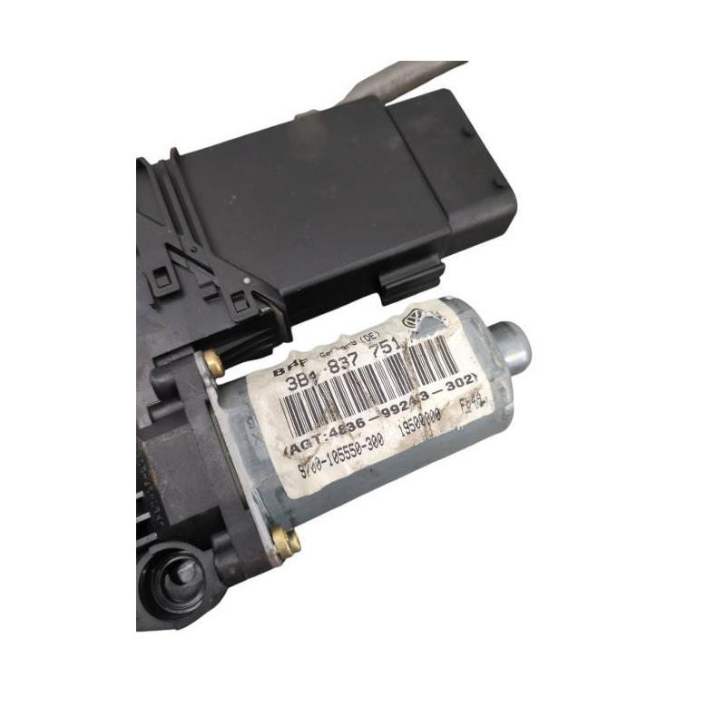 Leve vitre electrique avant gauche VOLKSWAGEN PASSAT 4 Photo n°1