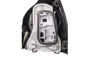 Feu arriere principal gauche (feux) VOLKSWAGEN POLO 4 Photo n°3