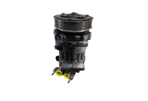 Compresseur clim PEUGEOT 207 Photo n°1