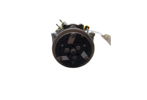 Compresseur clim CITROEN JUMPY 2 Photo n°5