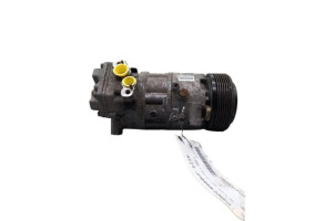 Compresseur clim BMW SERIE 1 E87 Photo n°4