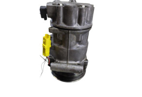 Compresseur clim PEUGEOT 207 Photo n°1