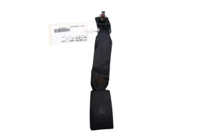 Attache ceinture arriere droit NISSAN JUKE 1 Photo n°2