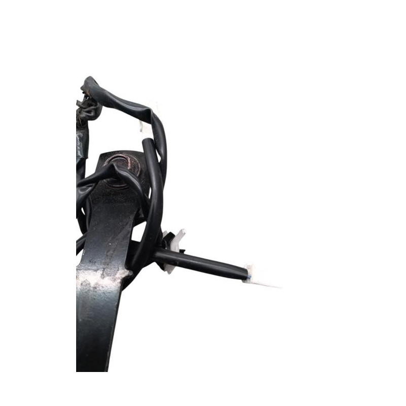 Attache ceinture avant droit NISSAN JUKE 1 Photo n°1