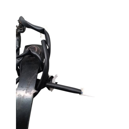 Attache ceinture avant droit NISSAN JUKE 1