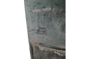 Vitre arriere droit NISSAN JUKE 1 Photo n°3