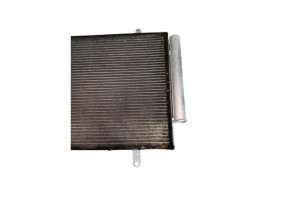 Radiateur clim SUZUKI CELERIO Photo n°1