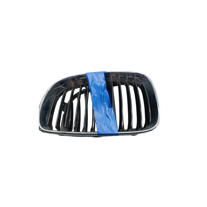 Calandre BMW SERIE 1 E87 Photo n°1