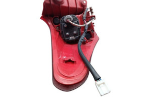 Feu arriere principal droit (feux) TOYOTA AURIS 2 Photo n°6