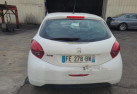 Bouton de coffre PEUGEOT 208 1 Photo n°16