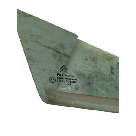 Vitre avant droit CITROEN C3 1