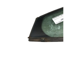 Custode avant gauche (porte) PEUGEOT 308 1 SW Photo n°2