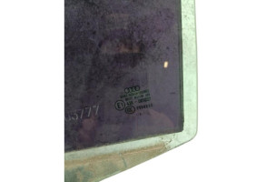 Vitre arriere gauche AUDI A3 2 Photo n°3