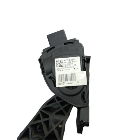 Pedale d'accelerateur PEUGEOT 208 1