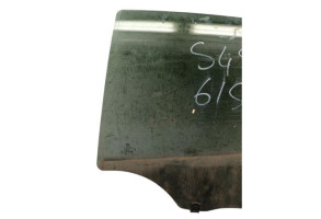 Vitre arriere gauche PEUGEOT 208 1 Photo n°3