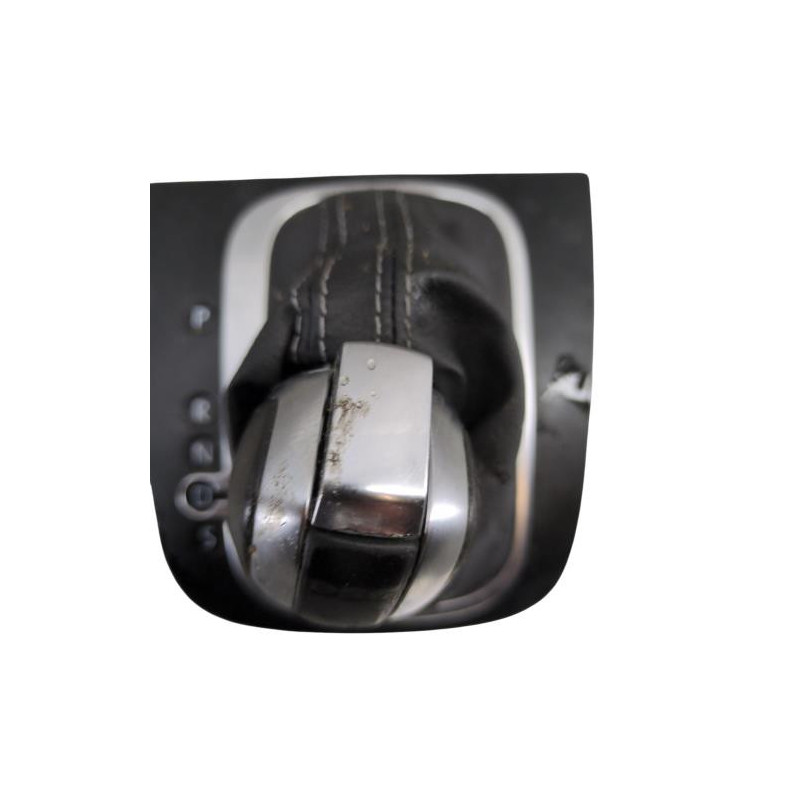 Pommeau de vitesses VOLKSWAGEN SCIROCCO 3 Photo n°1