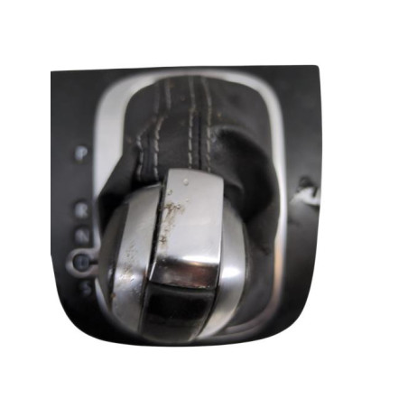 Pommeau de vitesses VOLKSWAGEN SCIROCCO 3