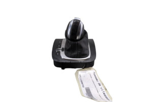 Pommeau de vitesses VOLKSWAGEN SCIROCCO 3 Photo n°2