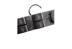 Interrupteur de leve vitre avant gauche FORD C-MAX 2 Photo n°1