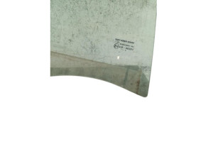 Vitre arriere droit DACIA SANDERO 2 Photo n°3