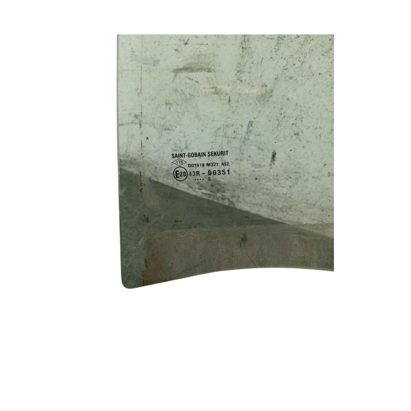 Vitre arriere gauche DACIA SANDERO 2 Photo n°1