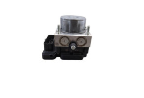 Bloc ABS (freins anti-blocage) TOYOTA AYGO 2 Photo n°4