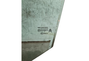 Vitre avant gauche CITROEN C4 GRAND PICASSO 1 Photo n°1