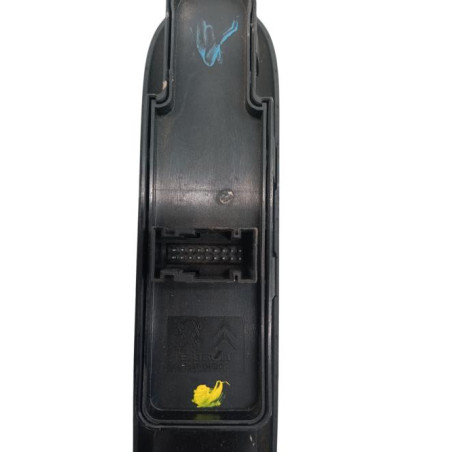 Interrupteur de leve vitre avant gauche PEUGEOT 3008 1