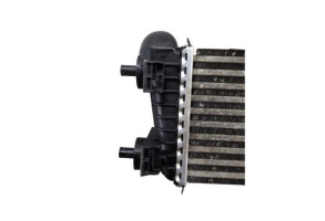 Echangeur air (Intercooler) FORD C-MAX 2 Photo n°4