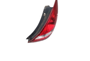Feu arriere principal droit (feux) HYUNDAI I 20 1 Photo n°2