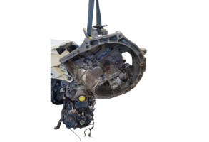 Boite de vitesses RENAULT CLIO 4 Photo n°2